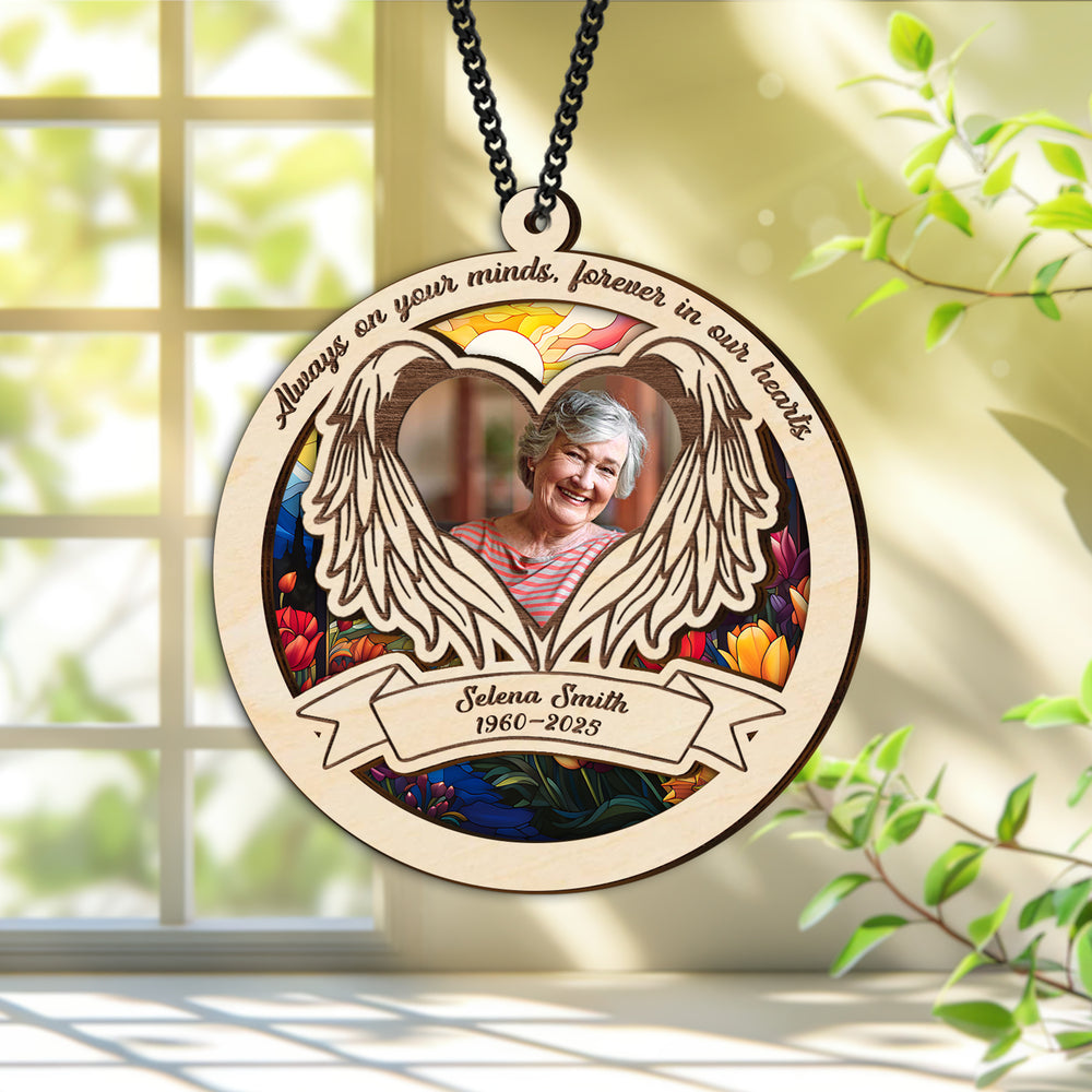 Personalized Memorial Ornament with Photo, Angel Wings & Name Hanging Suncatcher β Custom Sympathy Gift for Loss of Loved One, Mom, Dad, or Friend (Sun-123)