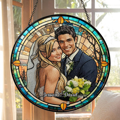 Handcrafted Personalized Stained Glass Suncatcher Featuring a Custom Couple’s Portrait for Home Décor and Meaningful Gifts (Sun-09)
