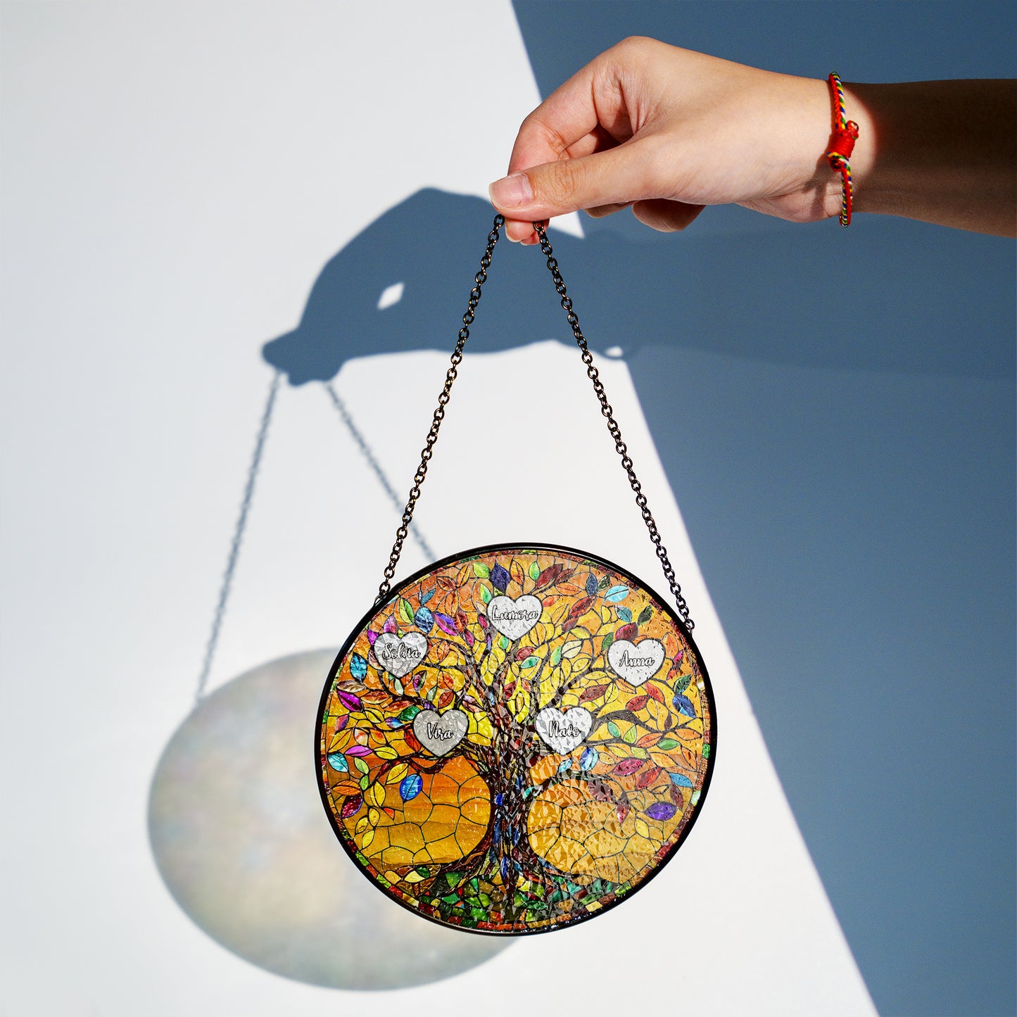 Personalized Family Tree Stained Glass Suncatcher – Custom Names Gift for Mom, Grandma or Nana – Window Hanging Home Decor (Sun-79)
