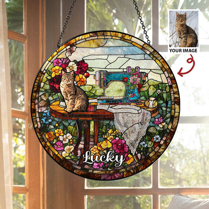 Personalized Stained Glass Suncatcher with Custom Cat Portrait – A Unique and Beautiful Decoration for Cat Lovers (Sun-13)