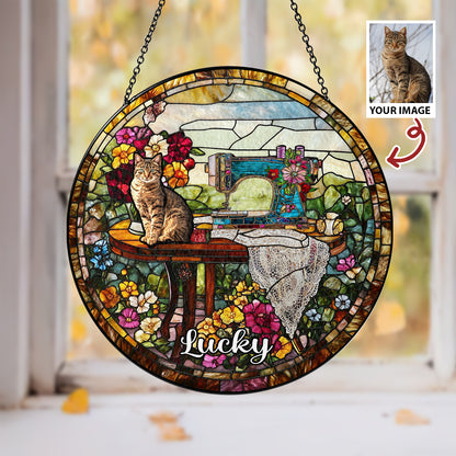 Personalized Stained Glass Suncatcher with Custom Cat Portrait – A Unique and Beautiful Decoration for Cat Lovers (Sun-13)