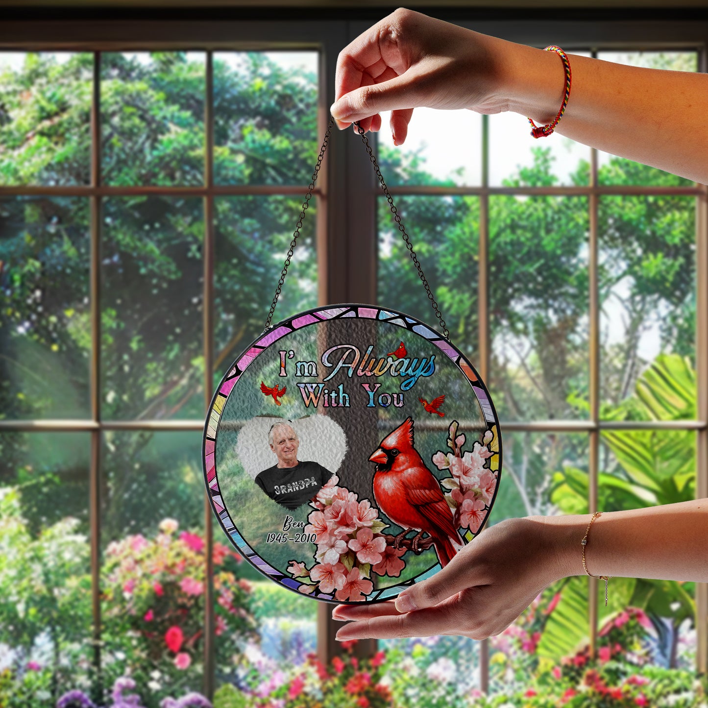Cardinal Remembrance Glass Suncatcher – Custom Photo Memorial Hanging Sign for Loss of Loved One (Sun-96)