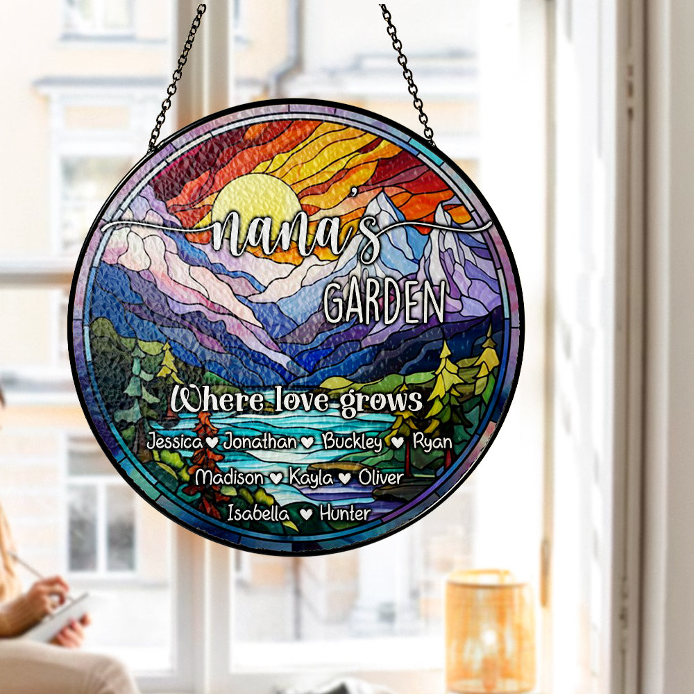 Custom Floral Glass Suncatcher – A Heartfelt Gift for Nana, Grandma, or Mom, Perfect for Mother’s Day or Any Special Occasion (Sun-29)