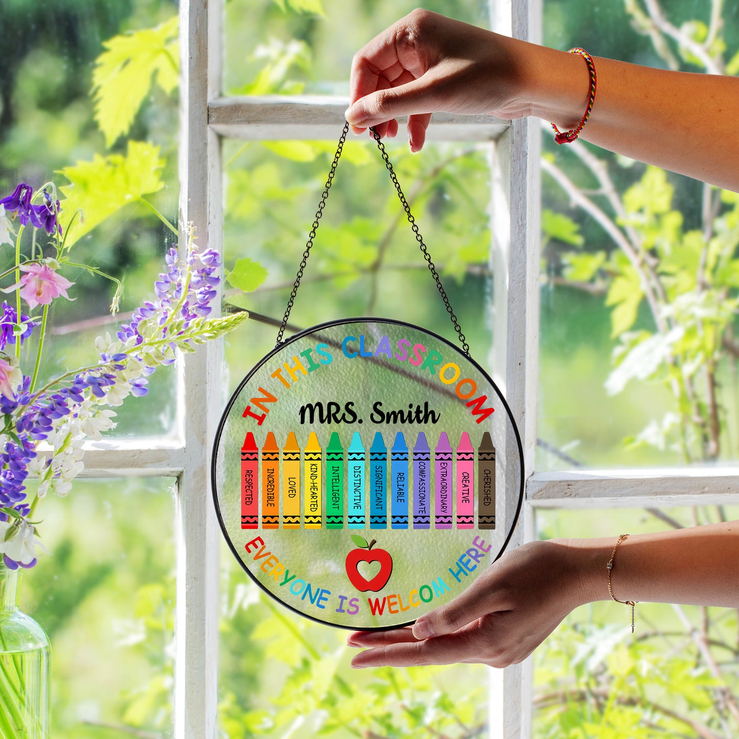 Custom Classroom Glass Suncatcher – Teacher Gift with Rainbow Crayons and Welcome Quote – Back to School Window Decoration (Sun-88)