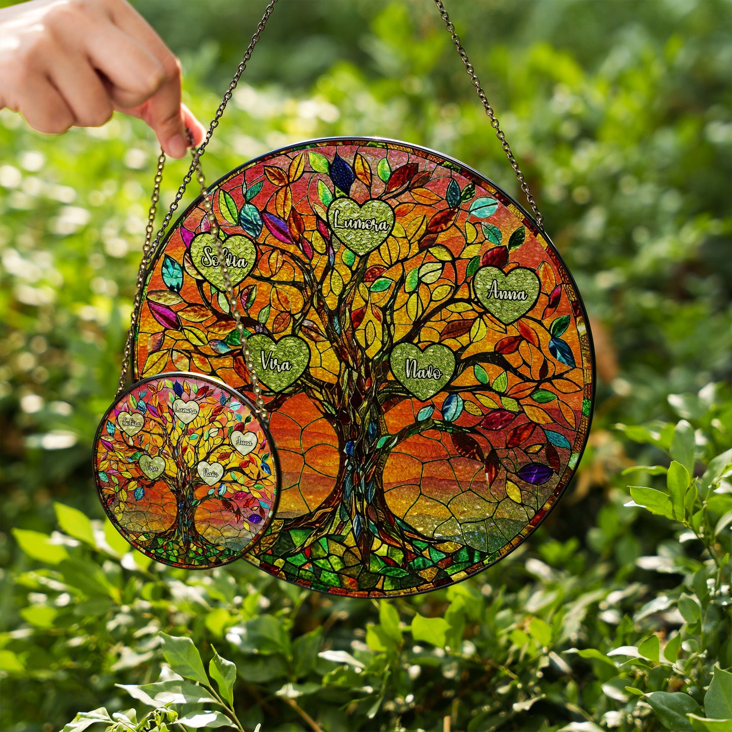 Personalized Family Tree Stained Glass Suncatcher – Custom Names Gift for Mom, Grandma or Nana – Window Hanging Home Decor (Sun-79)