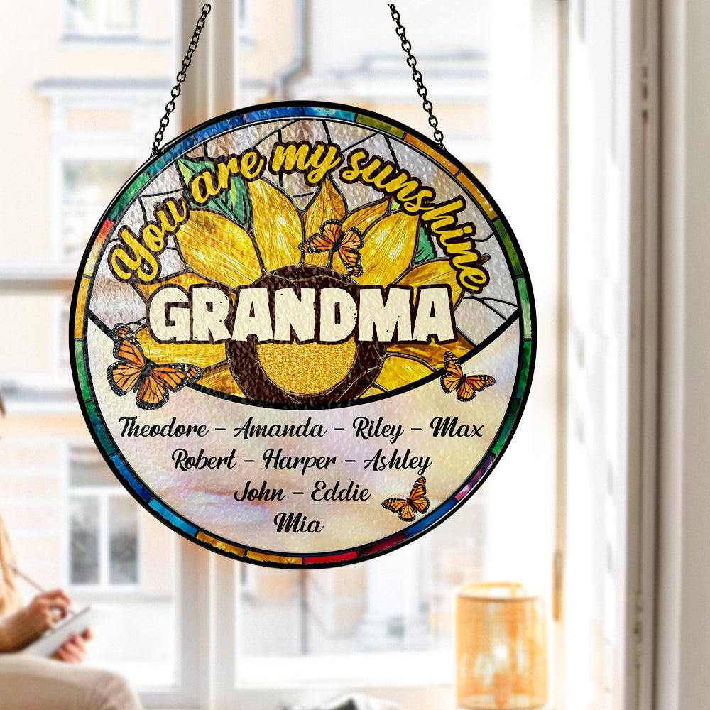 Personalized "You Are My Sunshine" Glass Suncatcher Ornament for Mom, Customizable Sunflower Suncatcher (Sun-26)