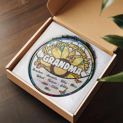 Personalized "You Are My Sunshine" Glass Suncatcher Ornament for Mom, Customizable Sunflower Suncatcher (Sun-26)