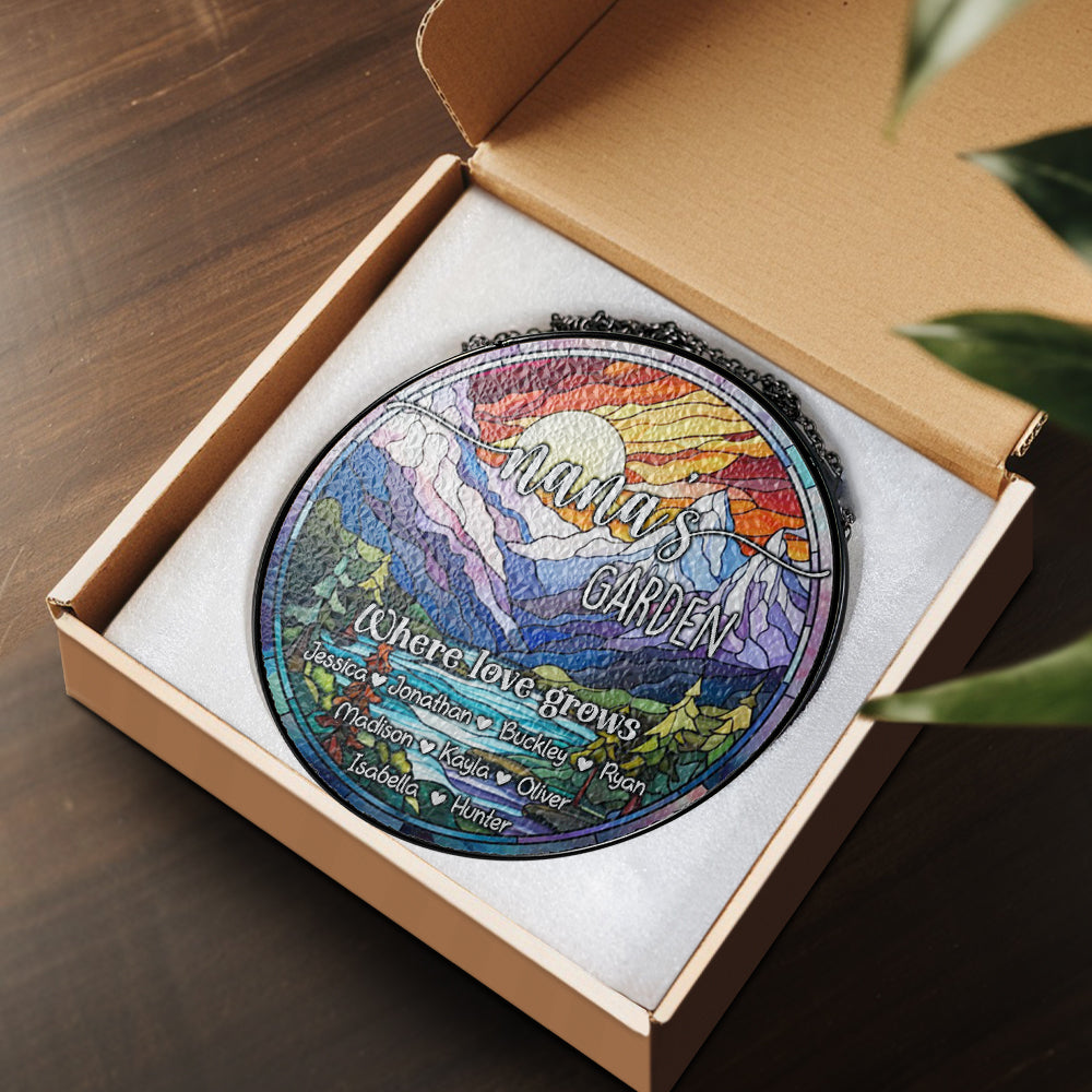 Custom Floral Glass Suncatcher – A Heartfelt Gift for Nana, Grandma, or Mom, Perfect for Mother’s Day or Any Special Occasion (Sun-29)