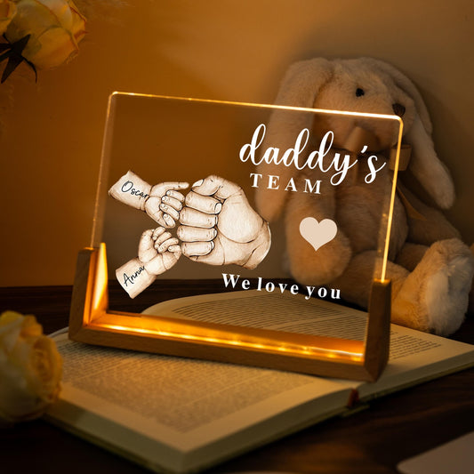 Personalized Dad Night Light, Custom Daddy’s Team Fist Bump LED Lamp, Unique Gift for Grandpa or Father, Father’s Day or Birthday Gift from Children (DNL-03)